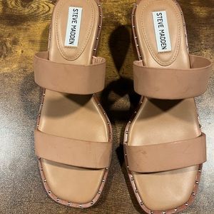 Ladies, size 9 wedge sandal